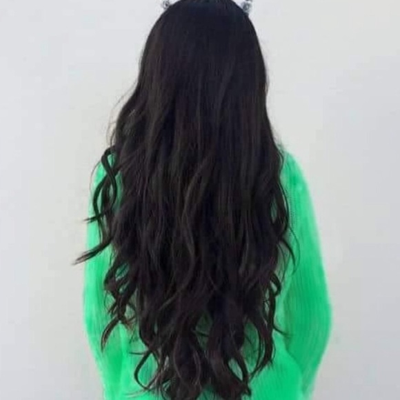 - 22” Dark Brown Wavy Lace Front Wig *NEW* - Picture 2 of 3